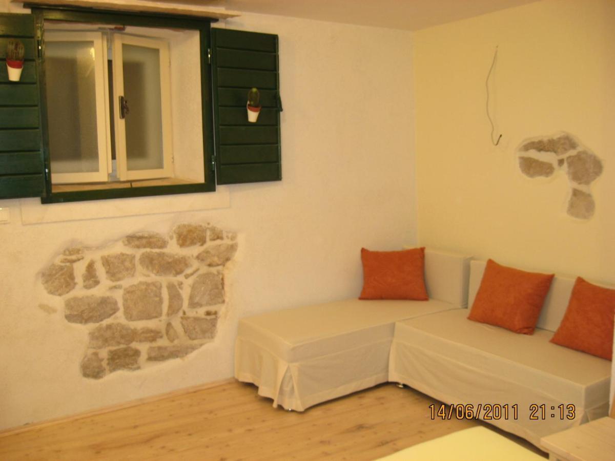 Apartments Elena Split Exterior foto